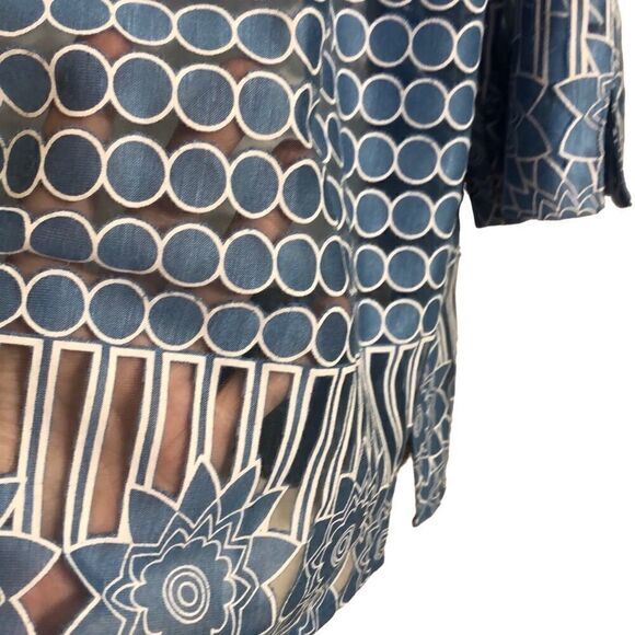 Alfred Dunner semi sheer button front collared blue and white geometric top XL - Picture 5 of 7